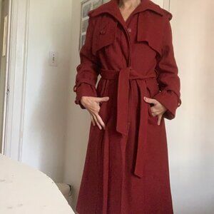 Fabulous vintage wool trench in rust